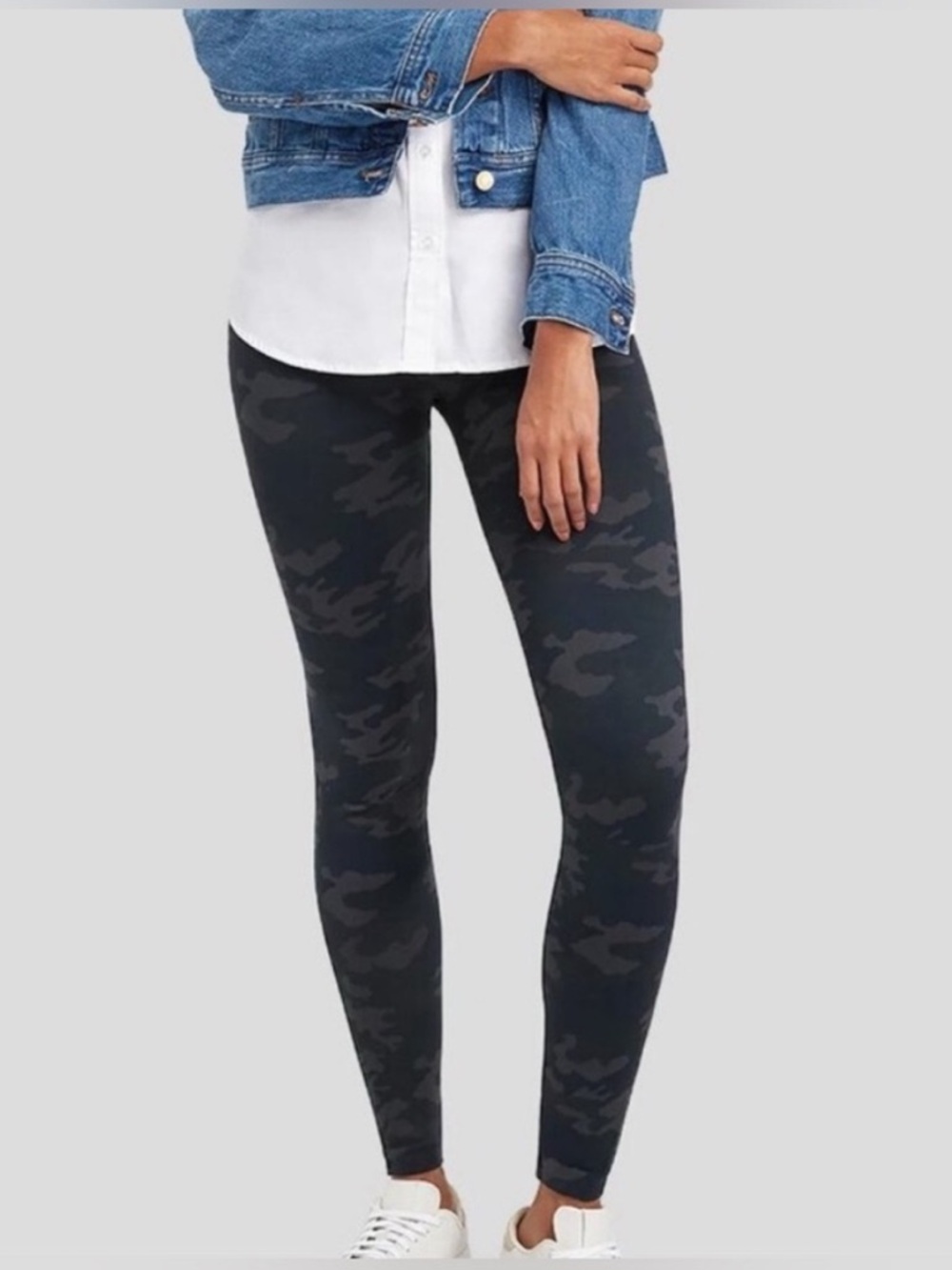 SPANX Black Camo High-Rise Compression Leggings size large